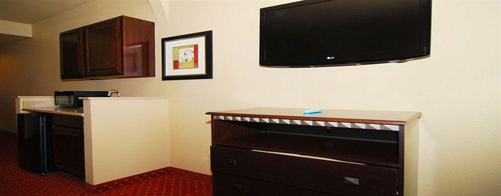 Quality Inn & Suites Buda Zimmer foto